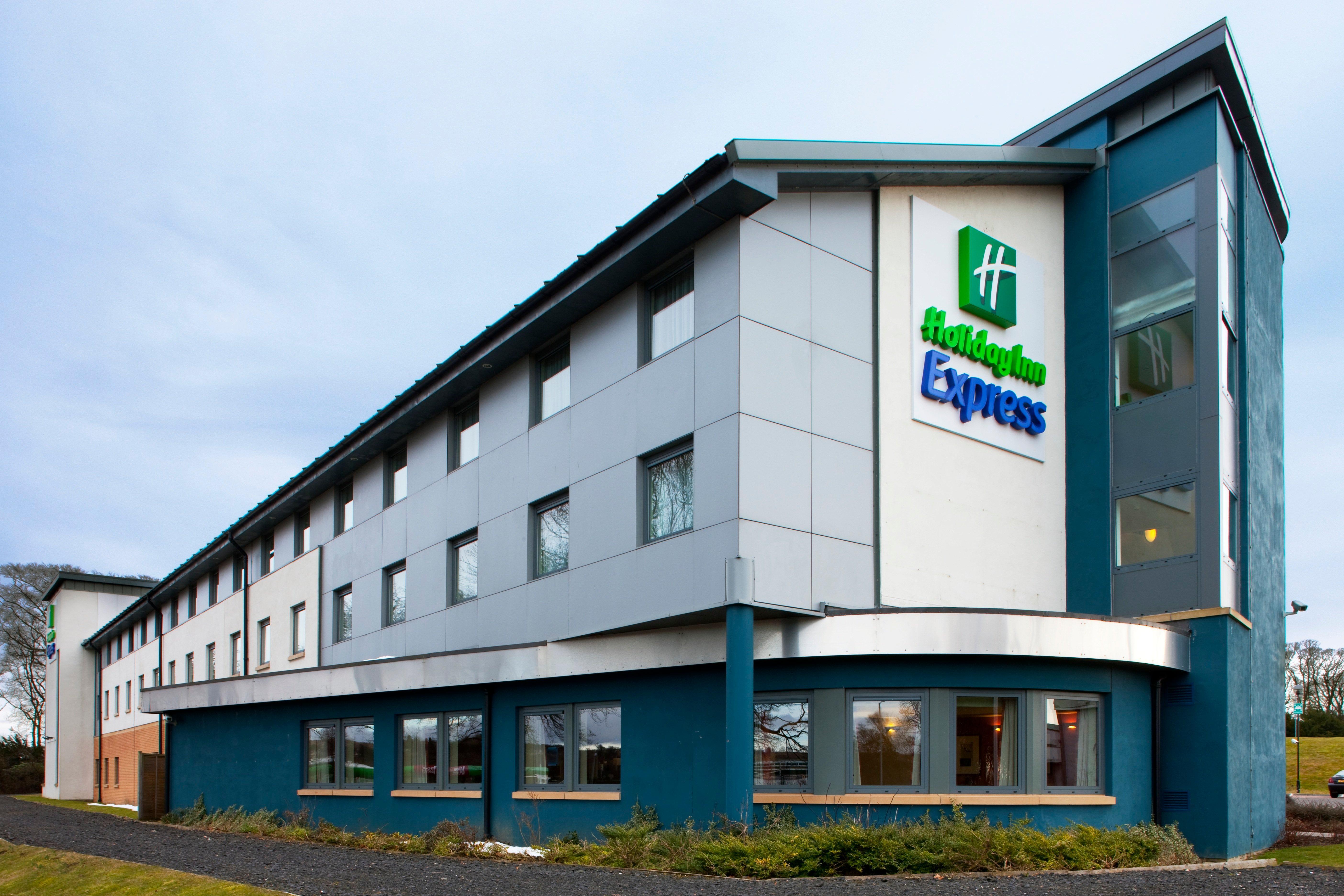 Holiday Inn Express Dunfermline By Ihg Bagian luar foto