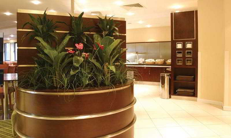Holiday Inn Express Dunfermline By Ihg Bagian luar foto