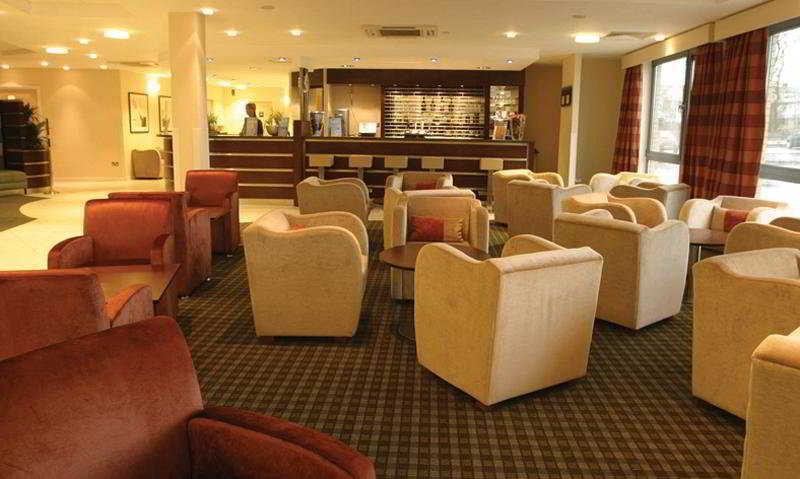Holiday Inn Express Dunfermline By Ihg Bagian luar foto